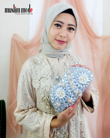 Brokat Awet Trendy Sepanjang Masa